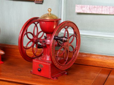 Peugeot moulin à café, photo 1