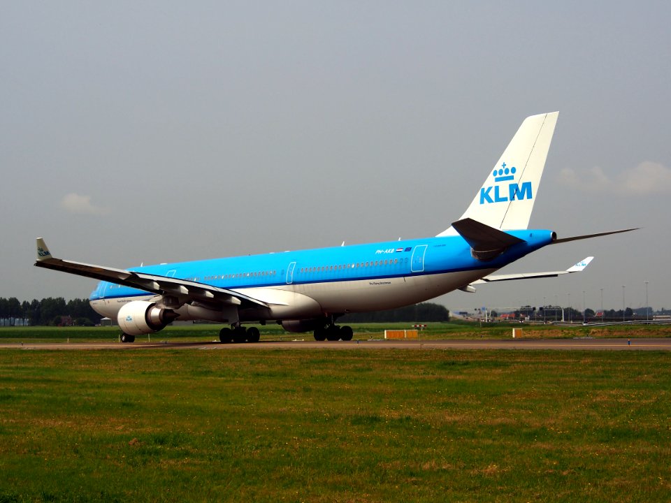 PH-AKB KLM Royal Dutch Airlines Airbus A330-303, 14 july 2013 pic5