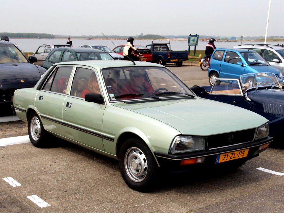 Peugeot 505 SR Automatique (1979), Dutch licence registration 71-ZL-PS pic2