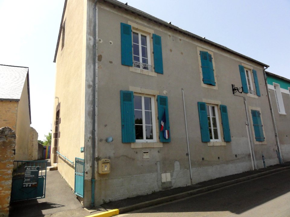 Pezé-le-Robert (Sarthe) mairie