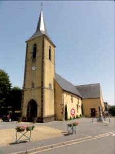 Pezé-le-Robert (Sarthe) église (01)