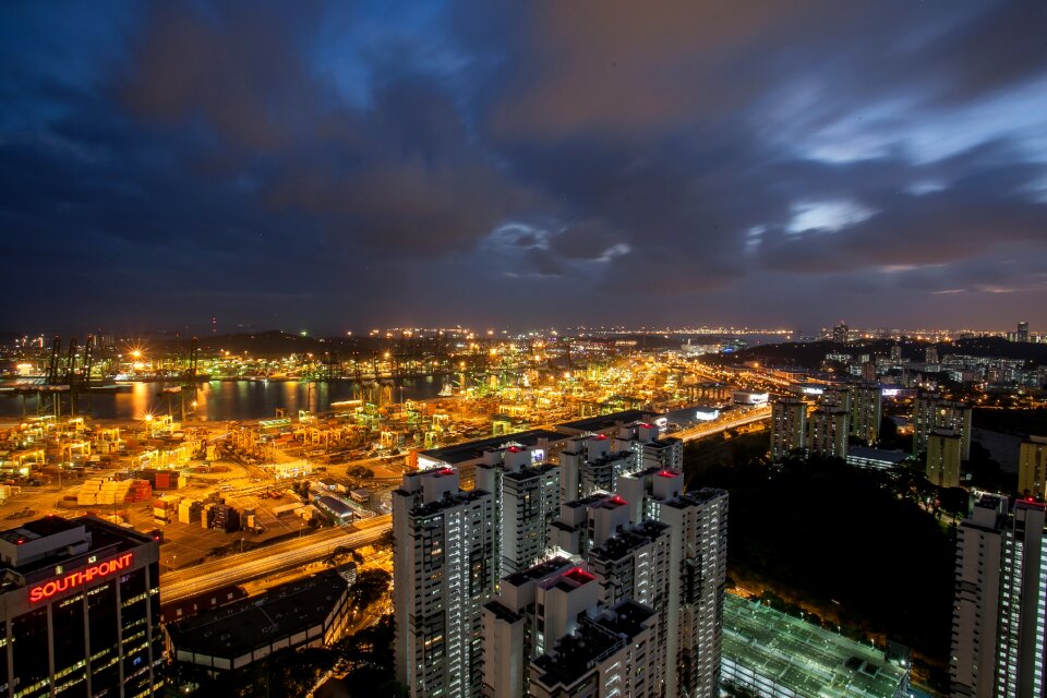 Building night landscape