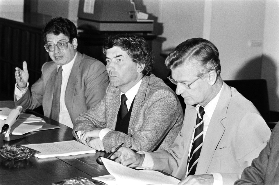 Persconferentie door de informateurs Van Thijn , Lubbers De Koning (v.l.n.r.) ov, Bestanddeelnr 931-5961