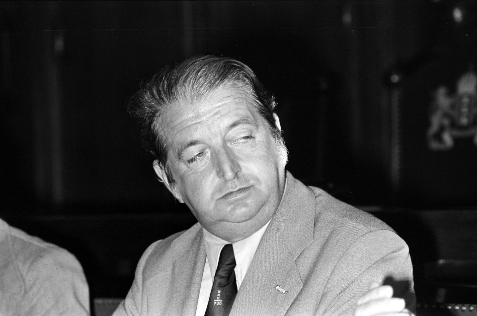 Persconferentie gemeente Amsterdam ivm 700 jarig besta van de stad Amsterdam, Bestanddeelnr 927-3958