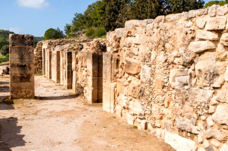 Phaistos houses street