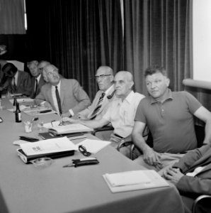 Persconferentie in Congresgebouw te Den Haag ivm Tour de France , vrnl Ga, Bestanddeelnr 926-5139