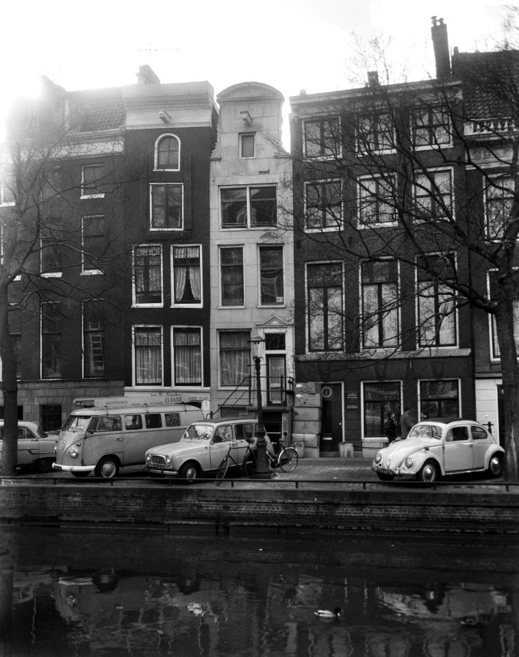 Persconferentie in gebouw aan Prinsengracht 820, Bestanddeelnr 918-9432
