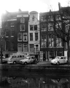 Persconferentie in gebouw aan Prinsengracht 820, Bestanddeelnr 918-9432