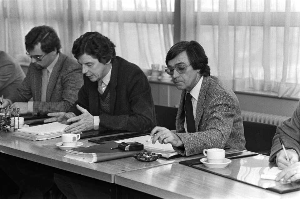 Persconferentie FNV A'dam n.a.v. besprekingen in Federatieraad gisteren, loondes, Bestanddeelnr 931-1547