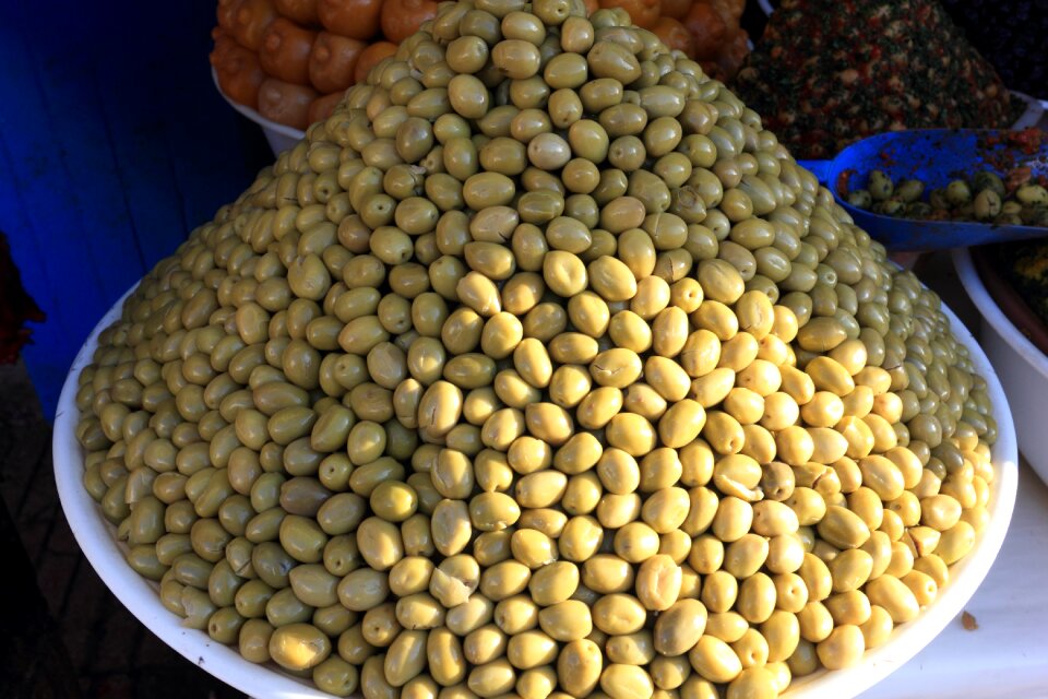 Olives food brown market