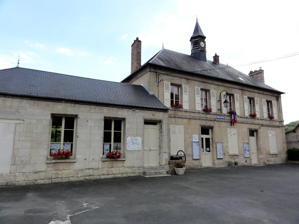Pernant (Aisne) mairie