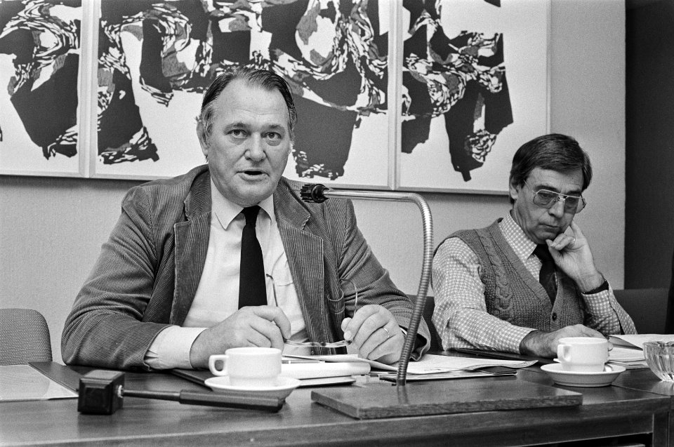 Persconferentie FNV over o.m. de nota Arbeidsvoorwaardenbeleid 1985-1986 vice-v, Bestanddeelnr 933-1190