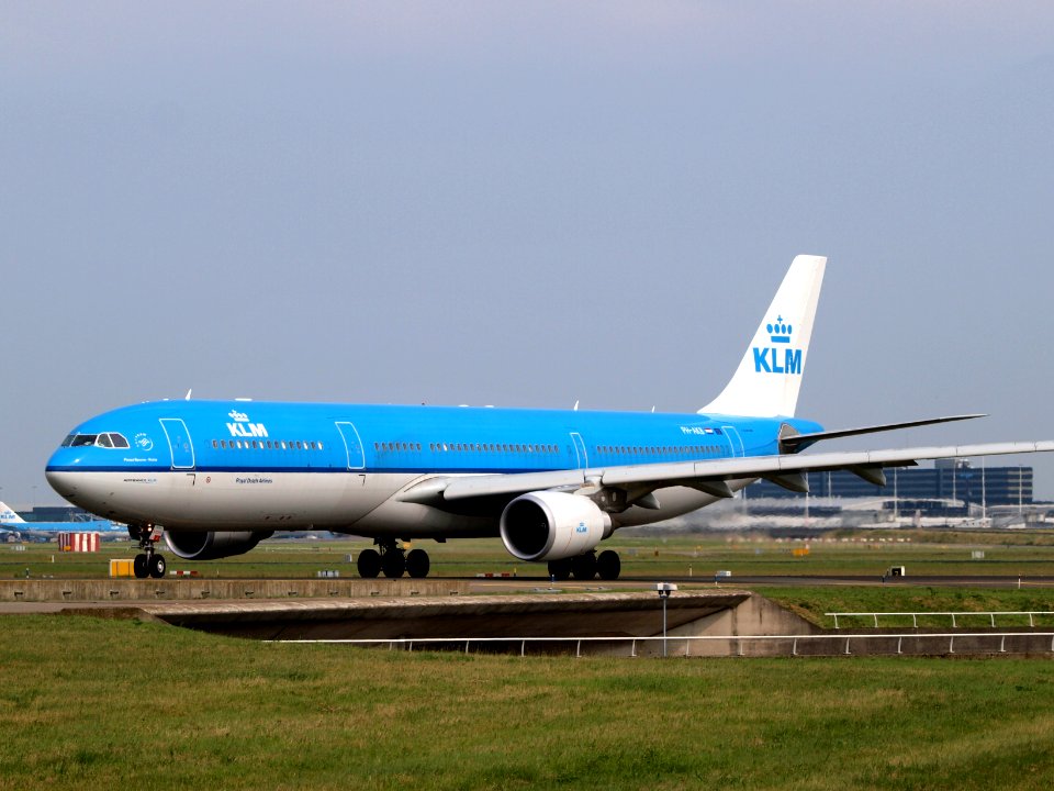 PH-AKB KLM Royal Dutch Airlines Airbus A330-303, 13 july 2013 pic1