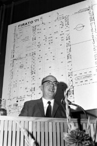 Persconferentie Firato Amsterdam, A J K Pelger, Bestanddeelnr 924-8325