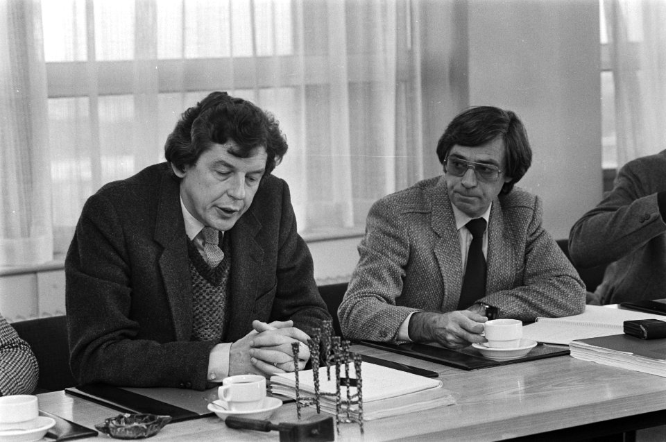 Persconferentie FNV A'dam n.a.v. besprekingen in Federatieraad gisteren, loondes, Bestanddeelnr 931-1546