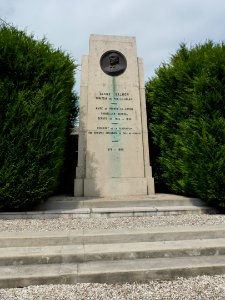 Pernes (Pas-de-Calais, Fr) memorial d'un senateur