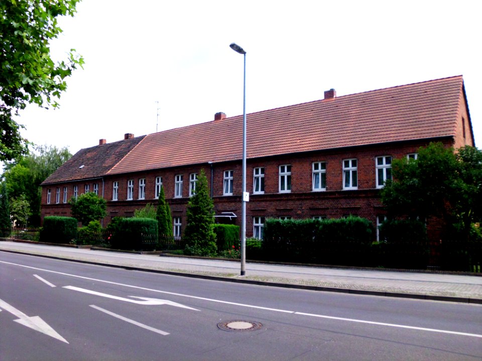 Perleberger Straße 143-145