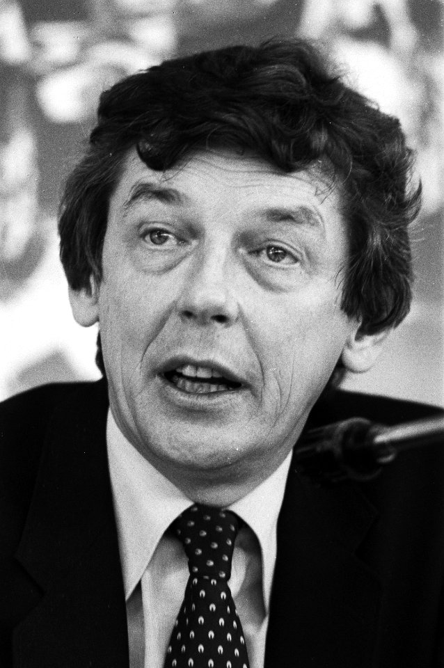 Persconf. FNV over discussienota Aan de slag over sociaal-economisch beleid voor middellange termijn, FNV-voorzitter Wim Kok, Bestanddeelnr 931-4724