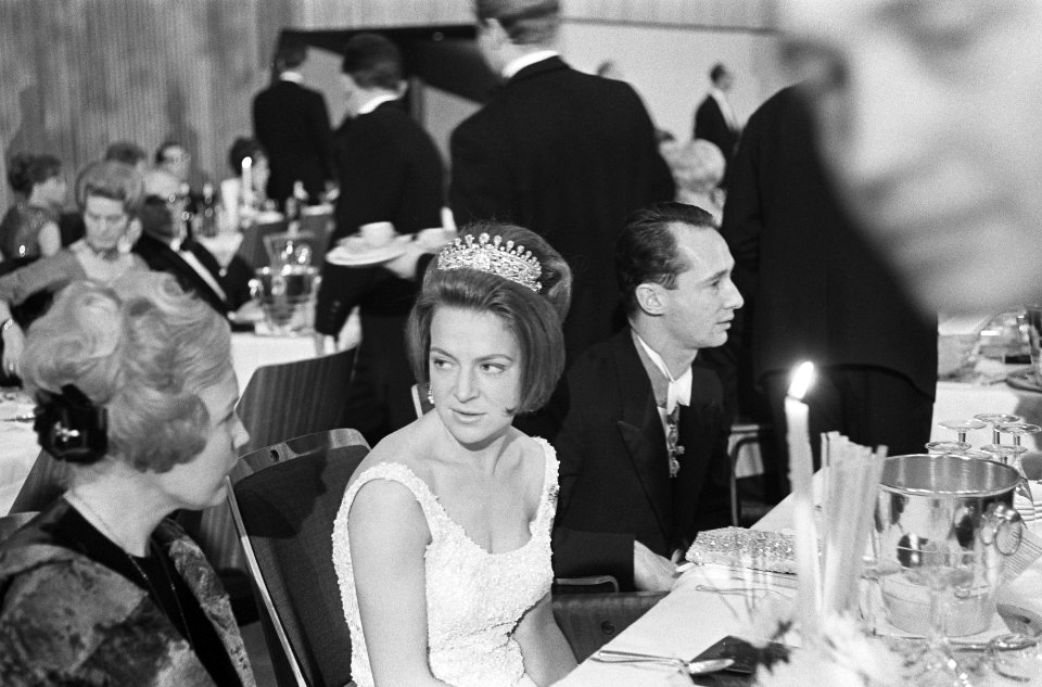 Persbal van Duitse journalisten in Bonn, Prinses Irene Prins Carlos op persbal, Bestanddeelnr 917-1009