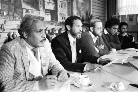 Persconferentie diverse Molukse organisaties Ririassa, Mual , Smeets Hitipeuw e, Bestanddeelnr 932-8525