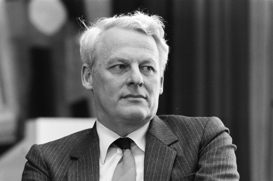 Persconferentie Dijkzigtziekenhuis Rotterdam n.a.v. hepatitus-B besmetting van v, Bestanddeelnr 934-2042