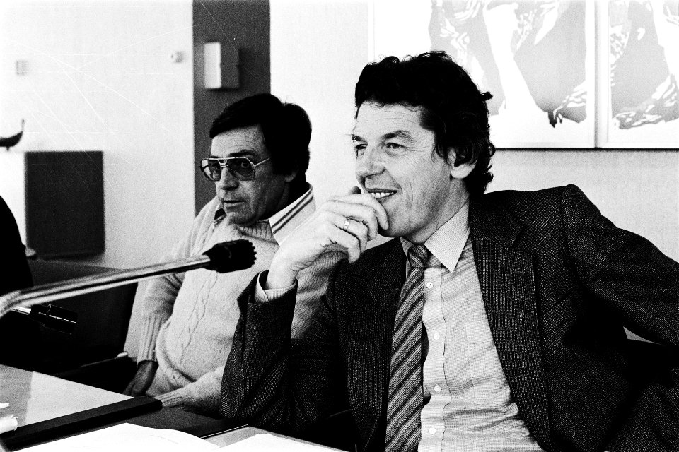Persconf FNV voorzitter Wim Kok ivm situatie in Oost Groningen Wim Kok en F, Bestanddeelnr 930-6673