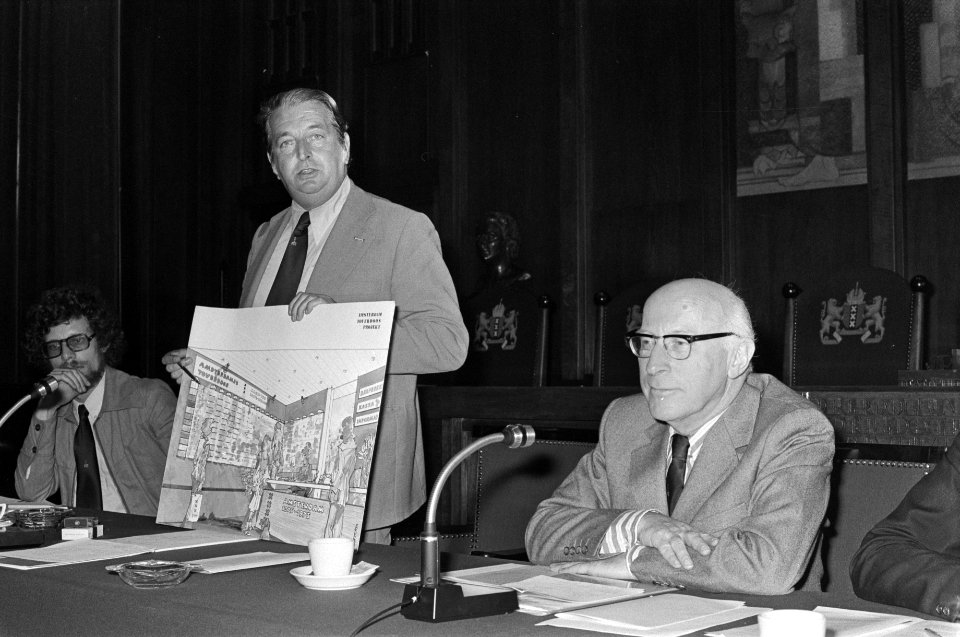 Persconferentie gemeente Amsterdam ivm 700 jarig bestaan van de stad Amsterda, Bestanddeelnr 927-3953