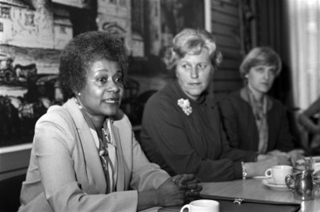 Persconferentie i.v.m. komende Wereldconferentie van de Verenigde Naties van de , Bestanddeelnr 930-7900