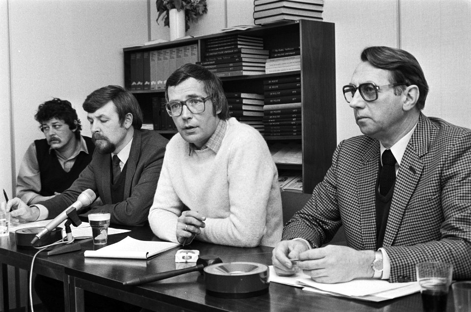 Persconferentie gezamelijke politiebonden in verband problemen met de politie in, Bestanddeelnr 931-9041