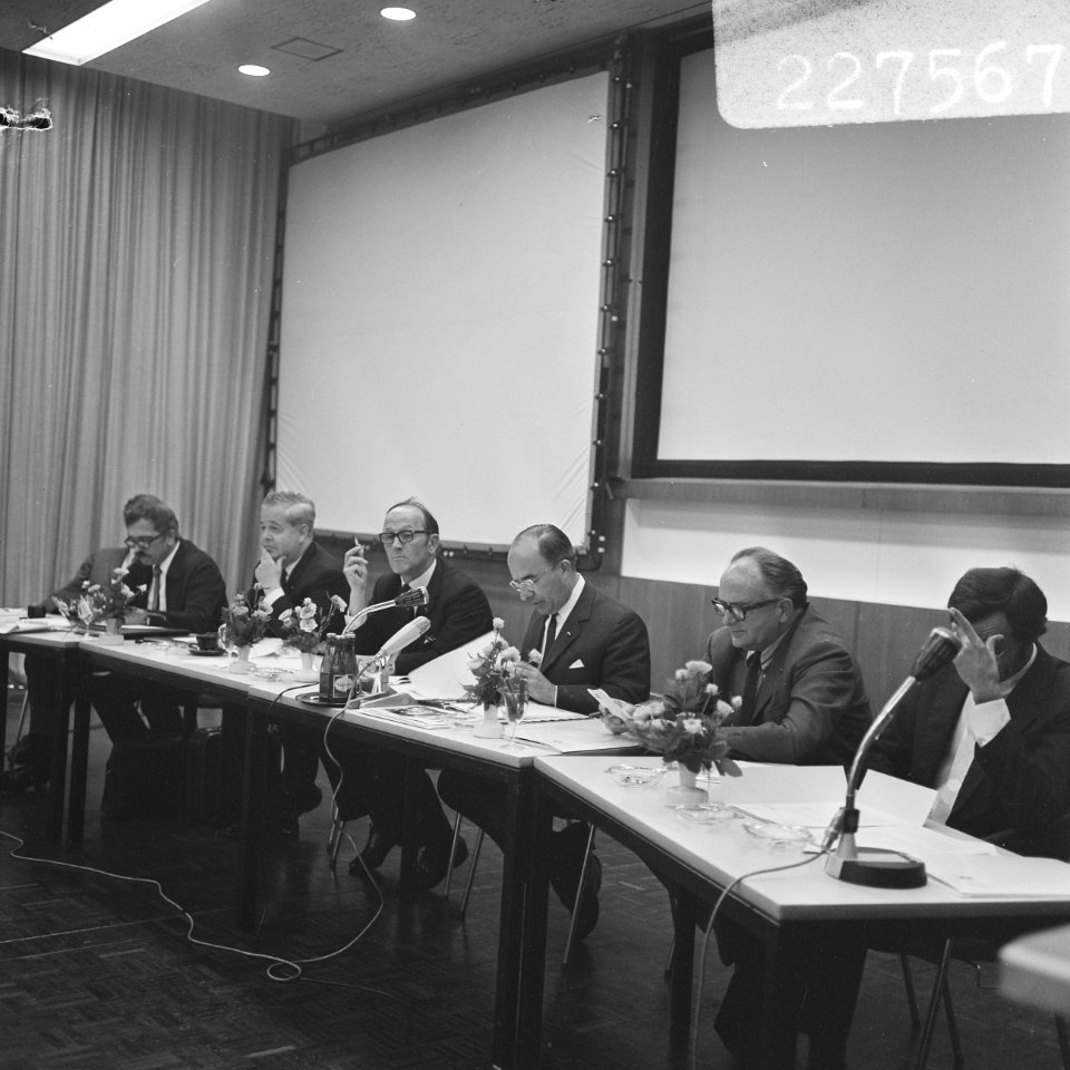 Persconf. over de presentatie van Nederland op de Wereldtentoonstelling 1970 te , Bestanddeelnr 922-7567
