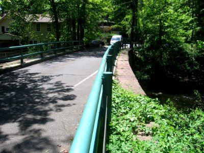 Perry Avenue Bridge 009