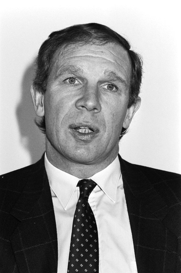 Persconferentie Feyenoord in verband met aanstellen nieuwe trainer Hans Kraay bi, Bestanddeelnr 931-9388
