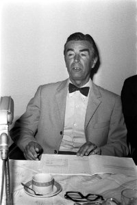 Persconferentie AVRO, Hilversum, Bestanddeelnr 924-9089