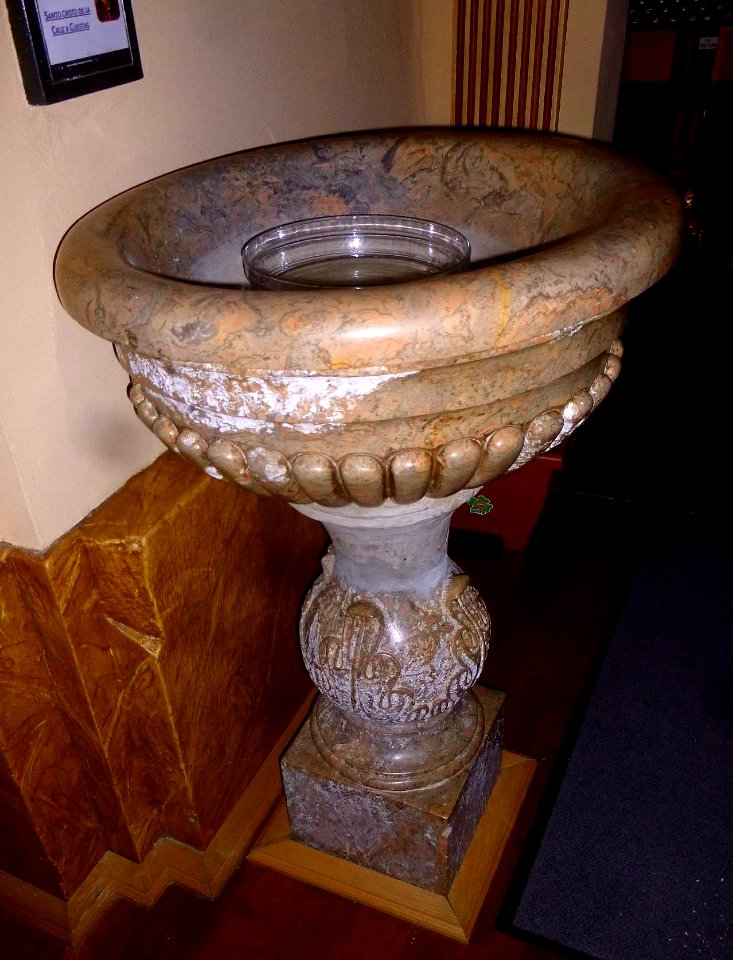 Peralta - Iglesia de San Juan Evangelista, interior 17