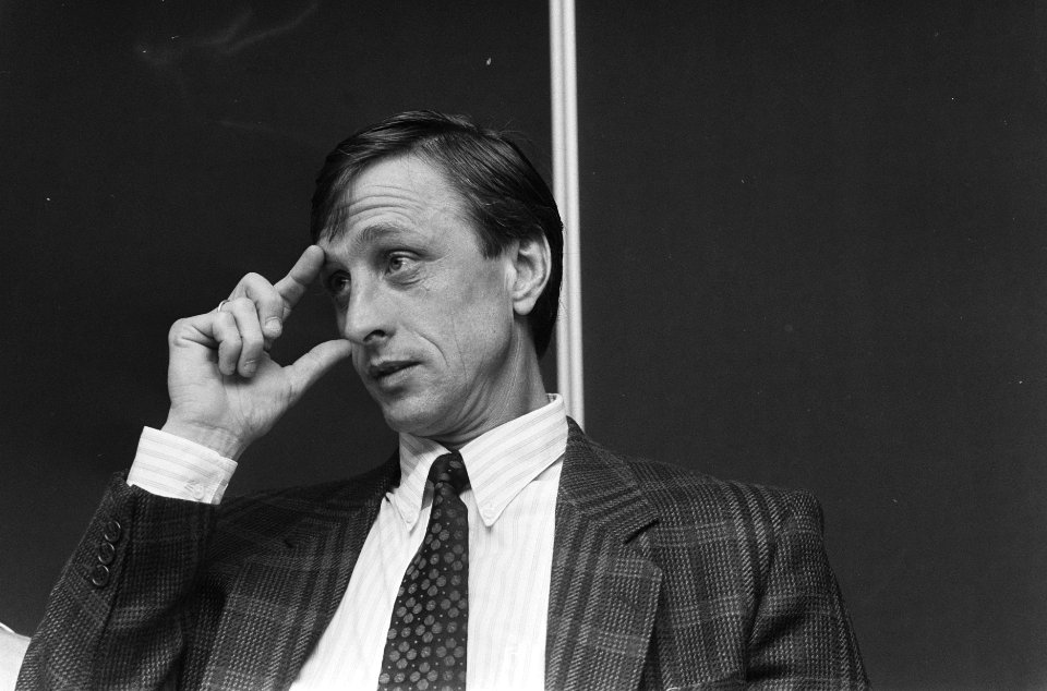 Persconferentie Ajax technisch directeur Johan Cruijff, Bestanddeelnr 933-7741