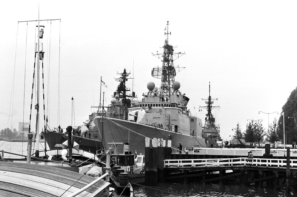 Permanent vlootverbanden NAVO in Rotterdam, Bestanddeelnr 929-9574