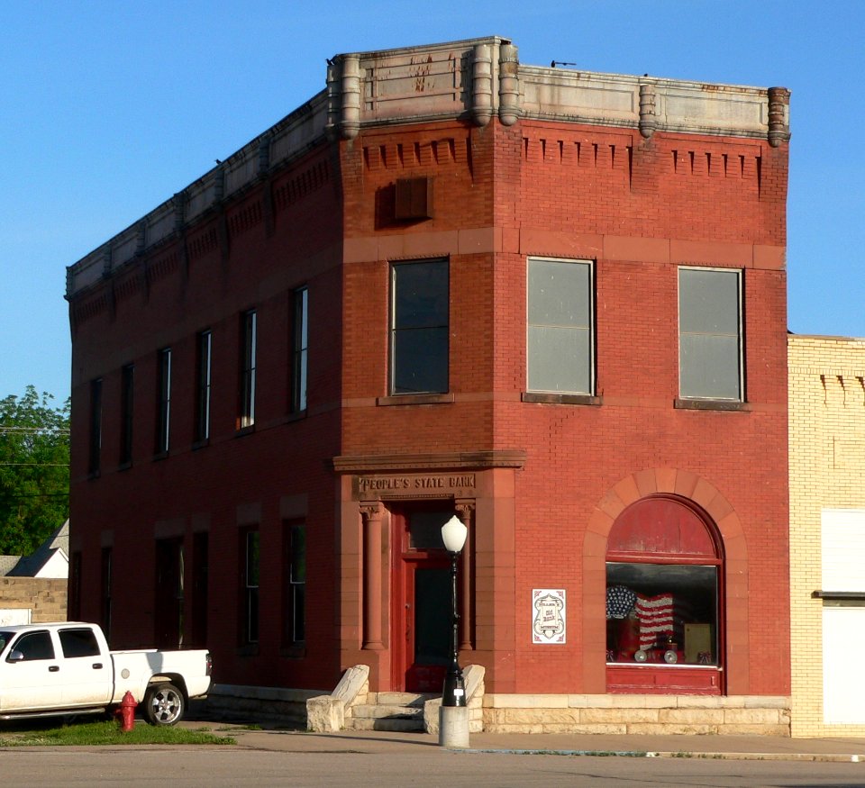 People's State Bank (Diller) from SE 4