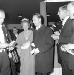 Persbal van Duitse journalisten in Bonn, eregasten Prinses Irene en Prins Carlos, Bestanddeelnr 917-1006