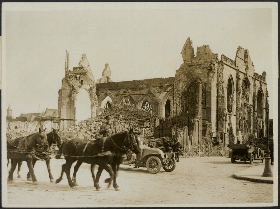 Peronne Cathedral., Bestanddeelnr 158-1841