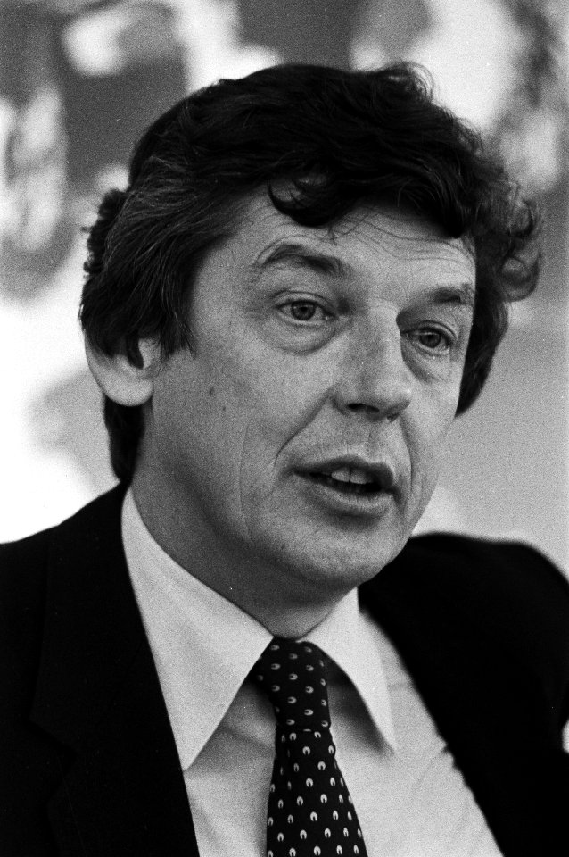 Persconf. FNV over discussienota Aan de slag over sociaal-economisch beleid voor middellange termijn, FNV-voorzitter Wim Kok, Bestanddeelnr 931-4725