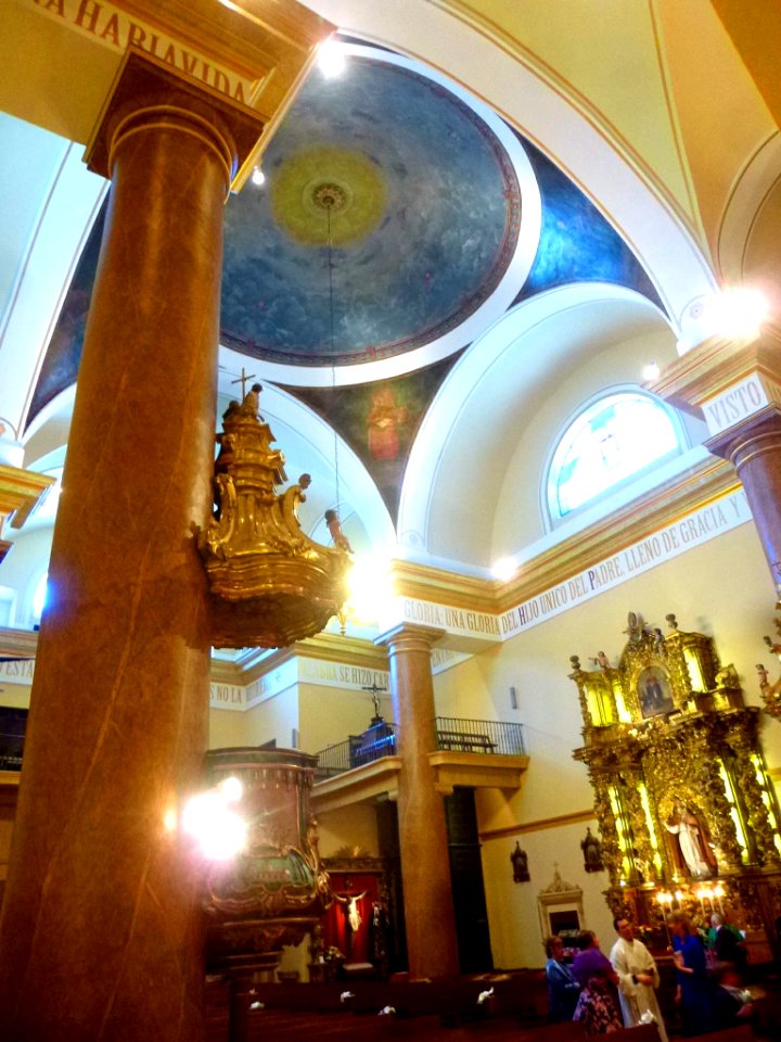Peralta - Iglesia de San Juan Evangelista, interior 14