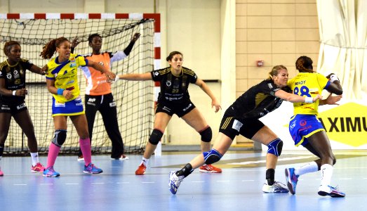 Pernille Wibe Claudine Mendy-20141112