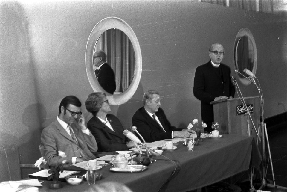 Persconferentie Nederlandse bisschoppen, Utrecht over Landelijk Pastorale Raad …, Bestanddeelnr 924-8785