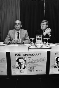 Persconferentie over opgestelde Leidraad over positie van pers bij politie-optr, Bestanddeelnr 931-0852