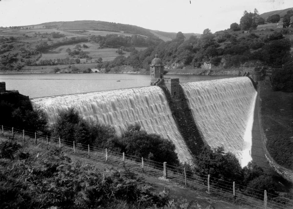 Penygarreg reservoir, Elan Valley (1294225)