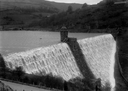 Penygarreg reservoir, Elan Valley (1294161)