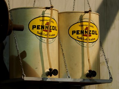 Pennzoil Safe Lubrication canisters