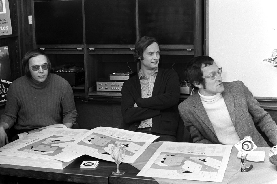 Persconferentie Nederlands Blazers Ensemble over toegiftenprijsvraag vlnr G, Bestanddeelnr 925-3548