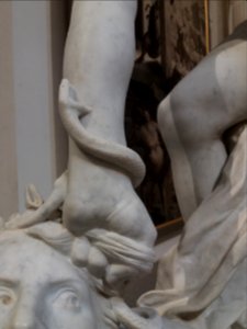 Persée et la Gorgone de Laurent Marqueste, 1890 - Serpent enroulé autour du bras de Persée