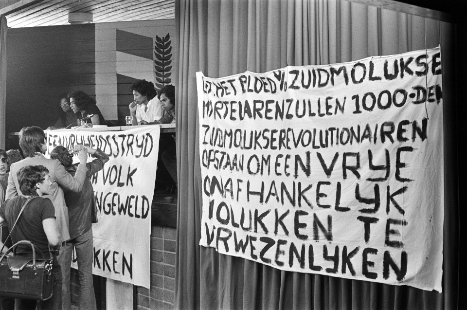 Persconferentie Vrije Zuidmolukse Jongeren in Assen overzicht, Noes Solissa (ko, Bestanddeelnr 929-2240
